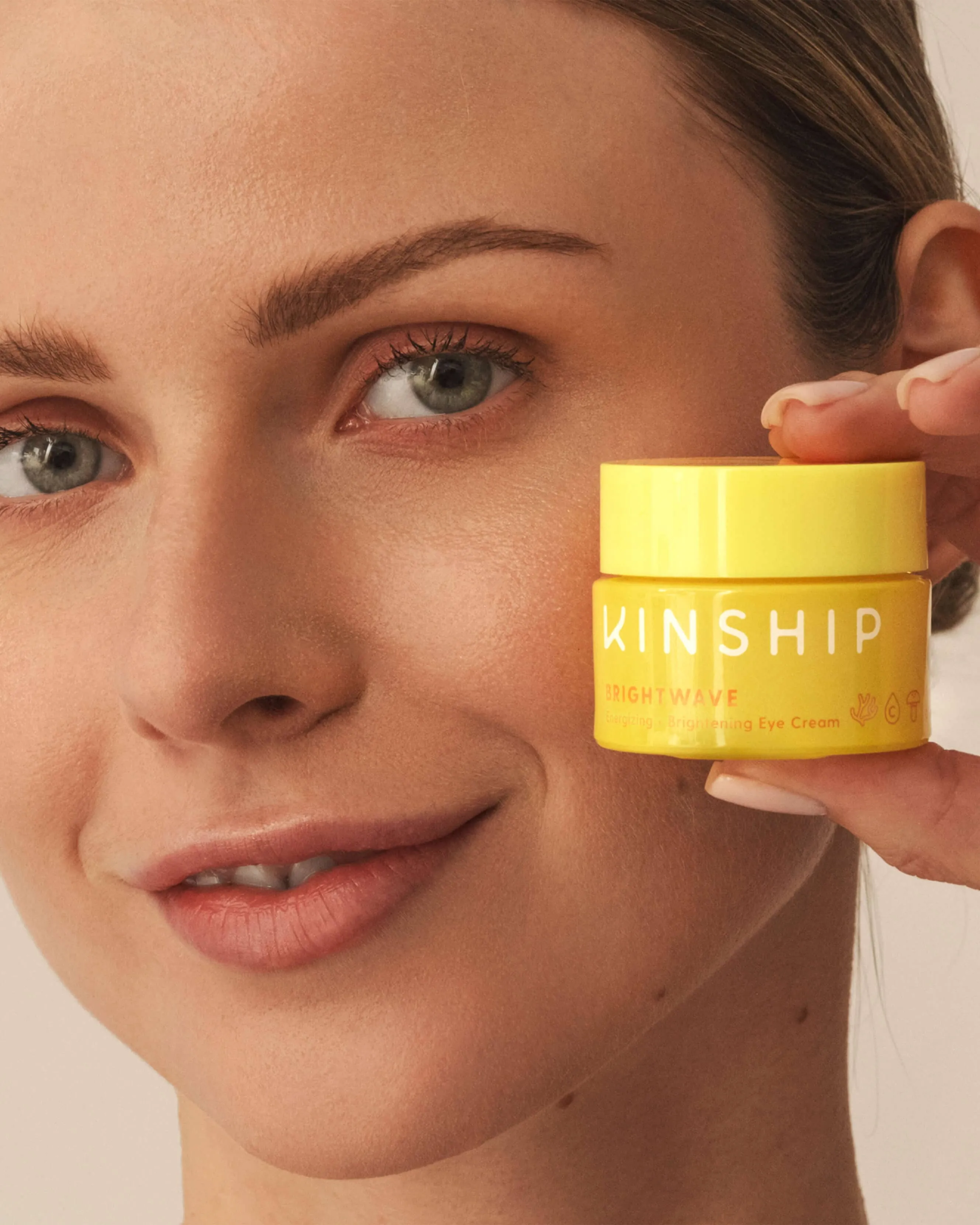 Brightwave Vitamin C Brightening   Energizing Eye Cream