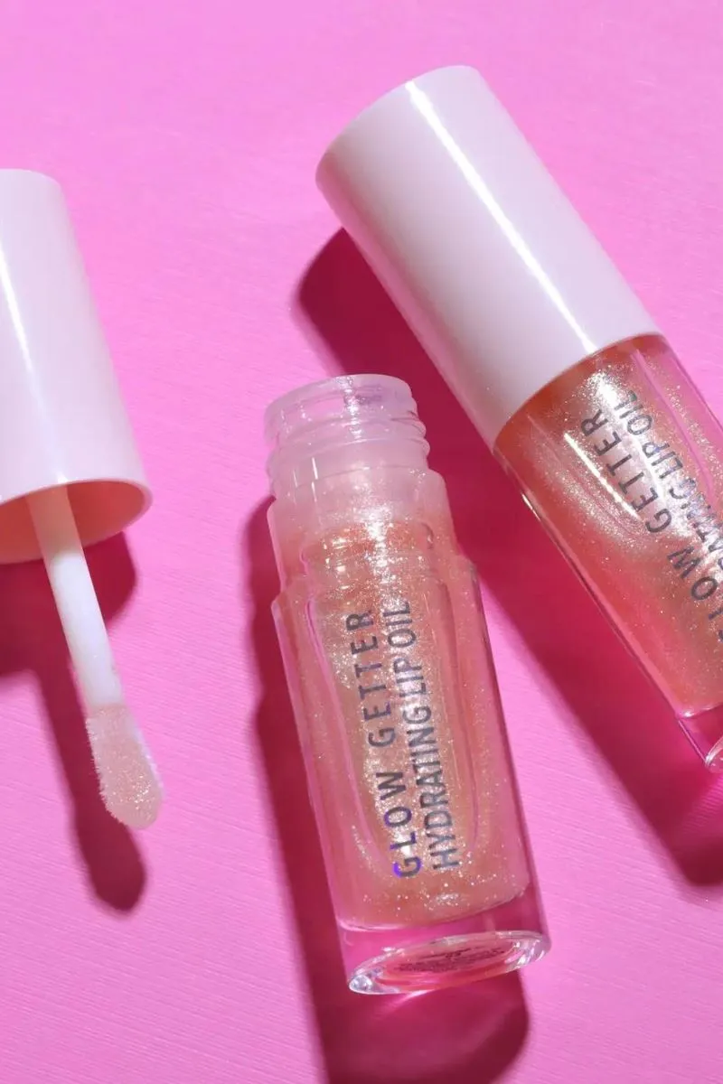 Glow Getter Hydrating Lip Oil in Champagne Kiss