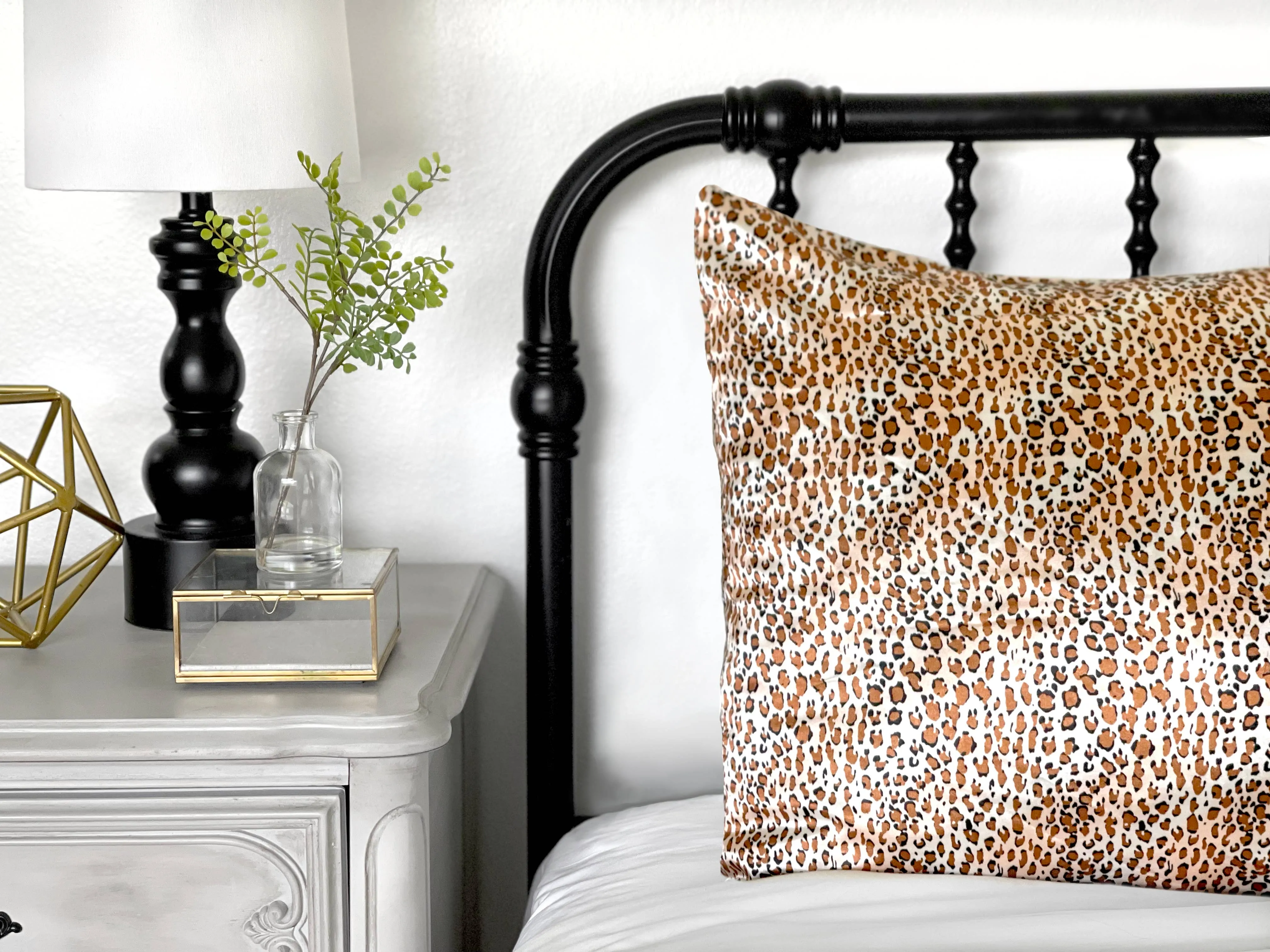 Single Satin Pillowcase in Gift Box